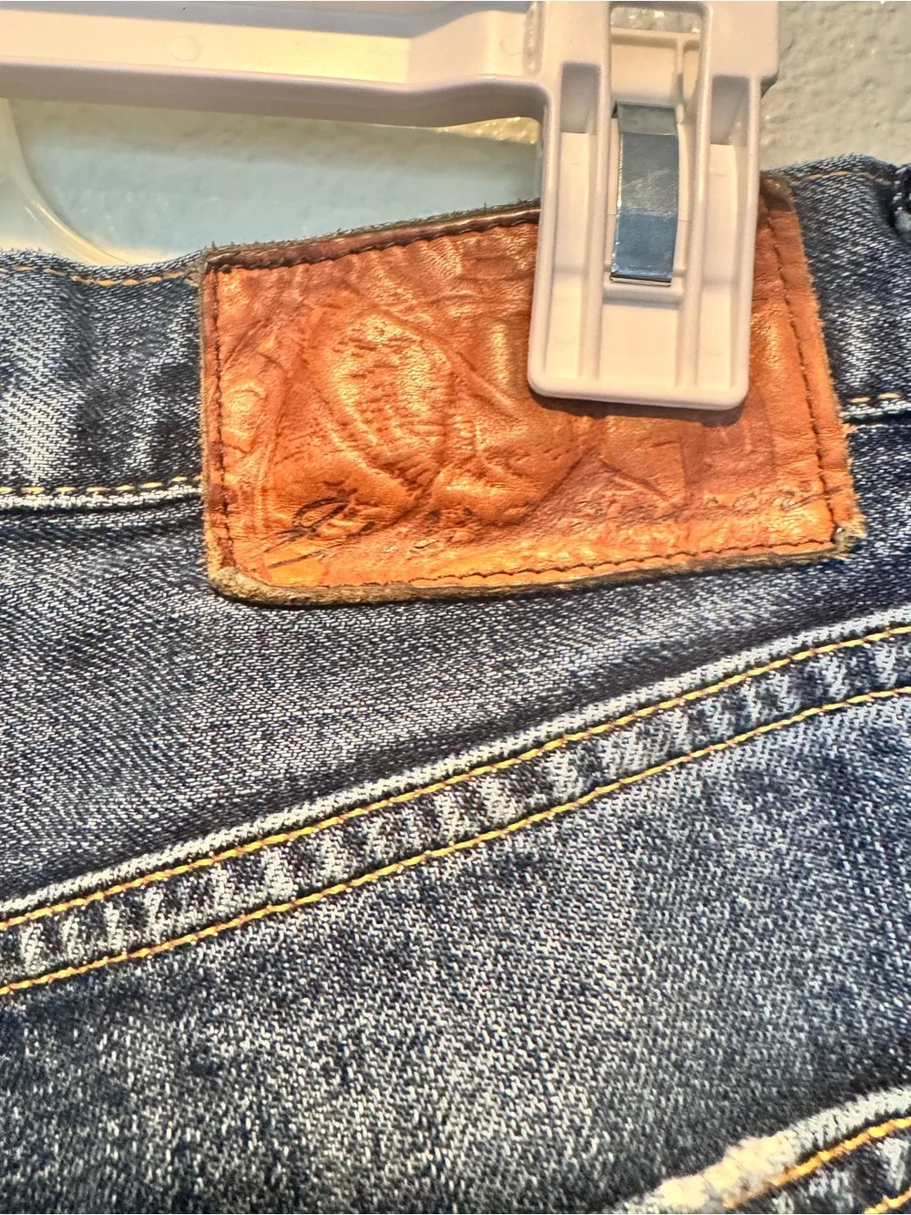 LUC Eddie Bauer Men's 33/321Classic Straight Fit Jeans - Dark Blue slightly dist
